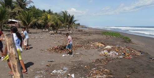 The beach at El Tamarindo