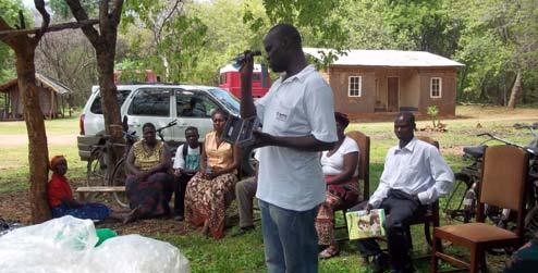 Demonstrating how to test for honey quality