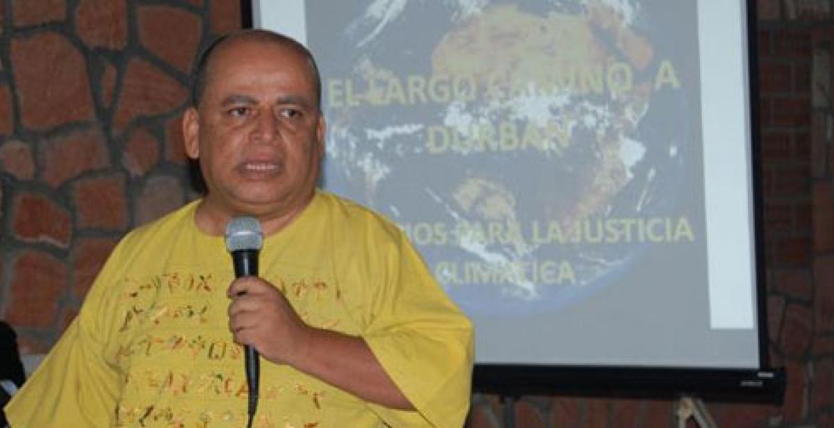 Angel Ibarra presenting a talk on adaptation in the face of climate change