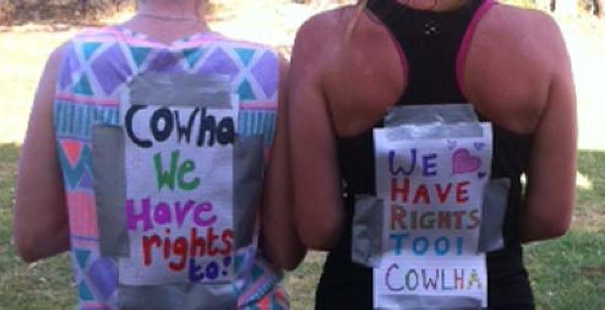 ICS volunteers Debbie and Caroline before running the 10k for COWLHA