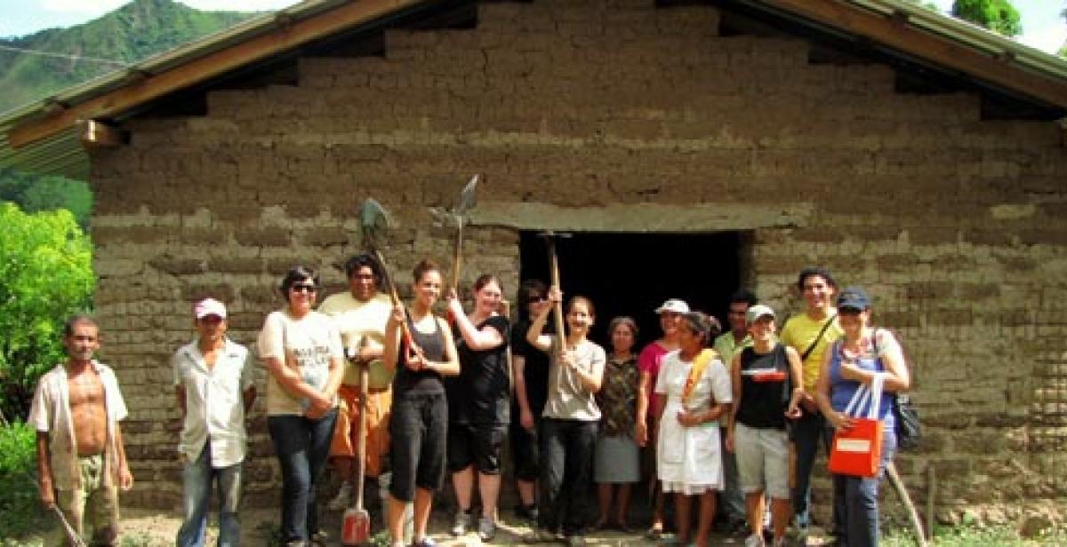 ICS volunteers El Salvador