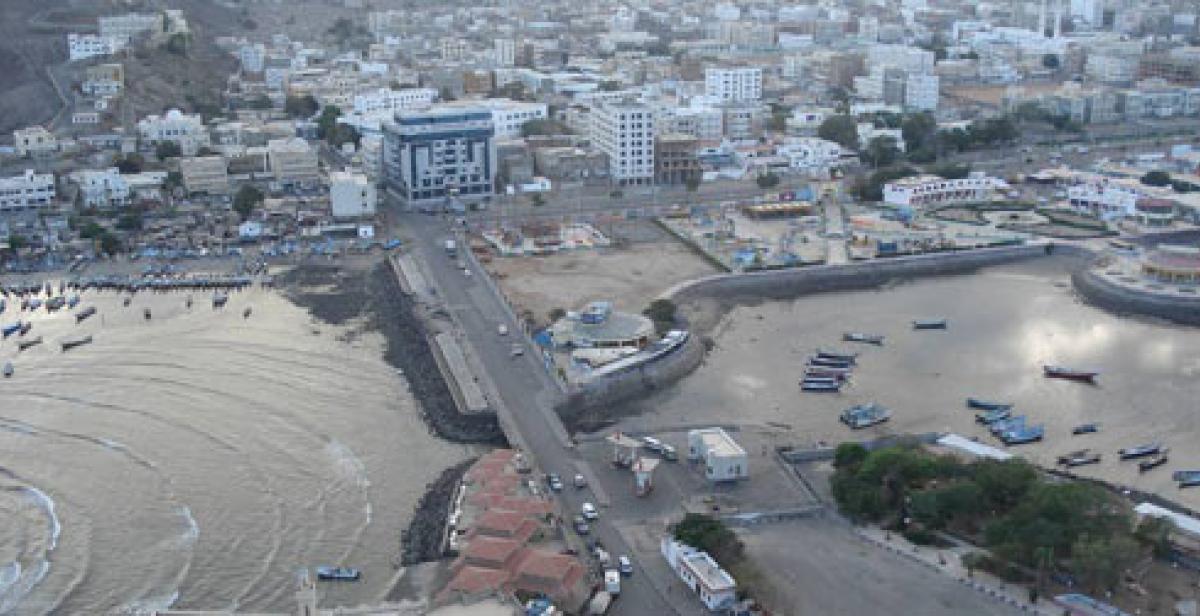 Aden (Crater  area) and fishing market (© Prachanda Man Shrestha)
