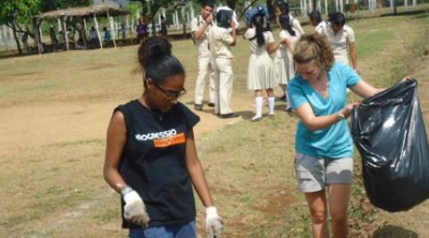 ICS volunteers collecting litter